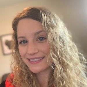 Meet your Posher, Promise